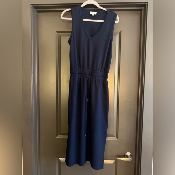 EVEREVE Kiara Active Midi Dress - Picture 3 of 5